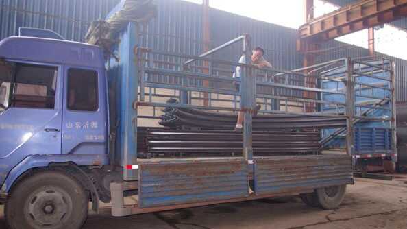 山东中煤工矿集团生产的U型钢支架发往内蒙古
